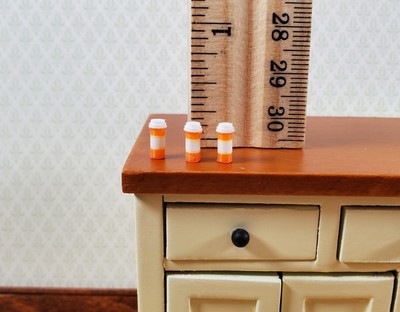 Miniature Prescription Pill Bottles x3 Tiny Modern Style 1:12 Scale Dollhouse