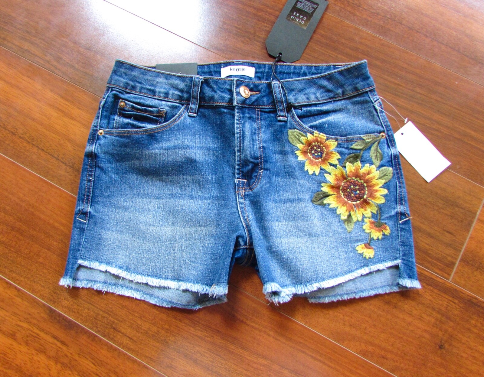 【BOHEMIAN SEOUL】 DENIM SHORTS デニム BOHEMIAN SEOUL] DESTROYED GRAY DENIM SHORTS 正規品 韓国