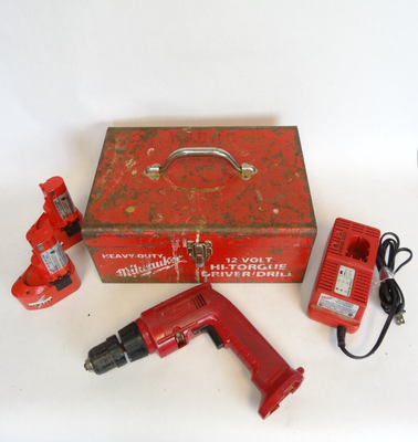Milwaukee 0401 1 12V Hi Torque Cordless Drill 2 Battery Charger