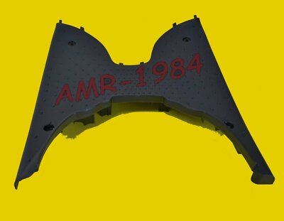 PIANALE POGGIA PIEDI PAVIMENTO NERO APRILIA SCARABEO 50 STREET  AP8268481