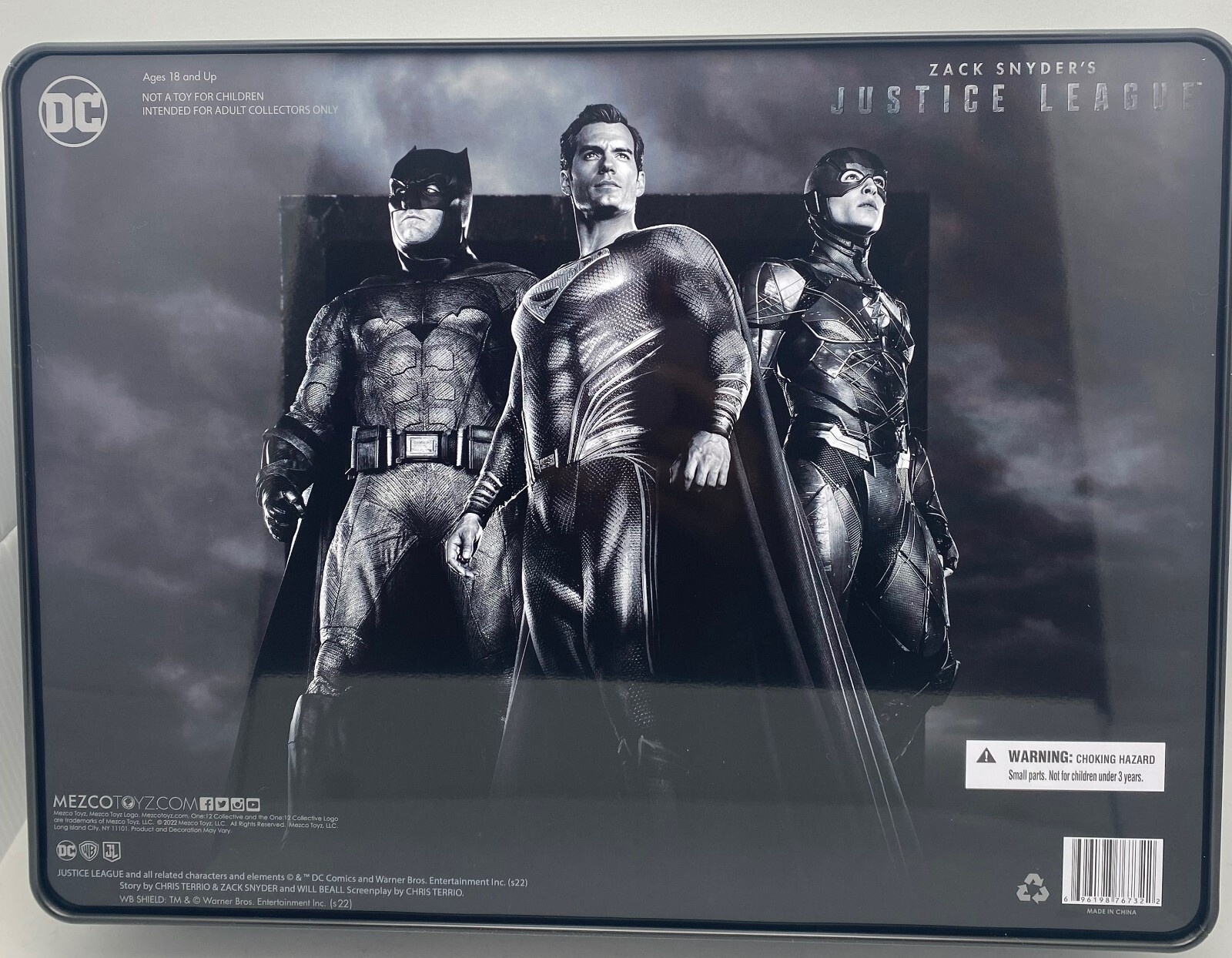 【美品】即発送！mezco one12 ブラックパンサー+玉座セット　おまけ付 美品】即発送！mezco one12 ブラックパンサー+玉座セット おまけ