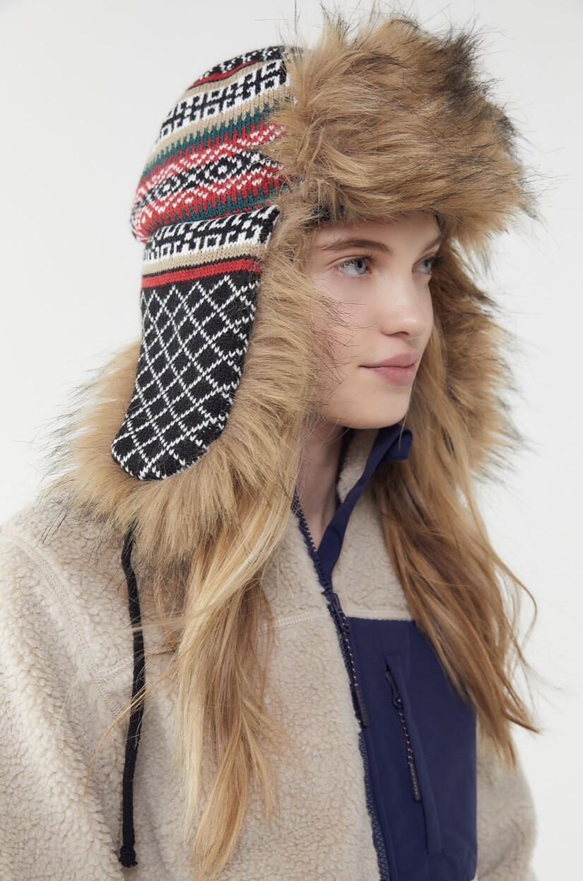 

Urban Outfitters Шляпа-траппер Коричневый искусственный мех с жаккардовым узором Вязаный галстук Синий Светло-коричневый O/S НОВИНКА, Tan black, Urban the trapper