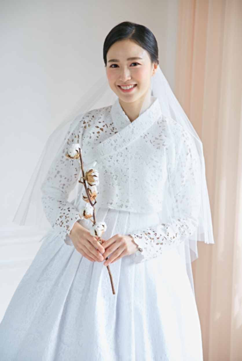  Korea  Traditional Costume HANBOK  For Wedding  White Dress 