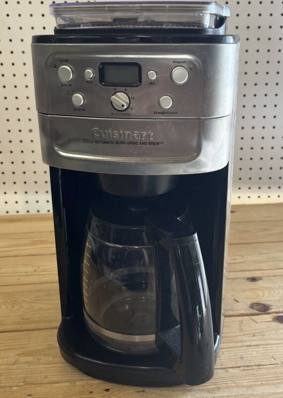 Cuisinart Burr Grind & Brew Coffeemaker DGB-700BC Automatic 12 Cup Works Well
