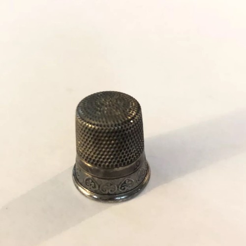 Antique Fluted Sterling Silver Thimble by Simons Bros. Co.