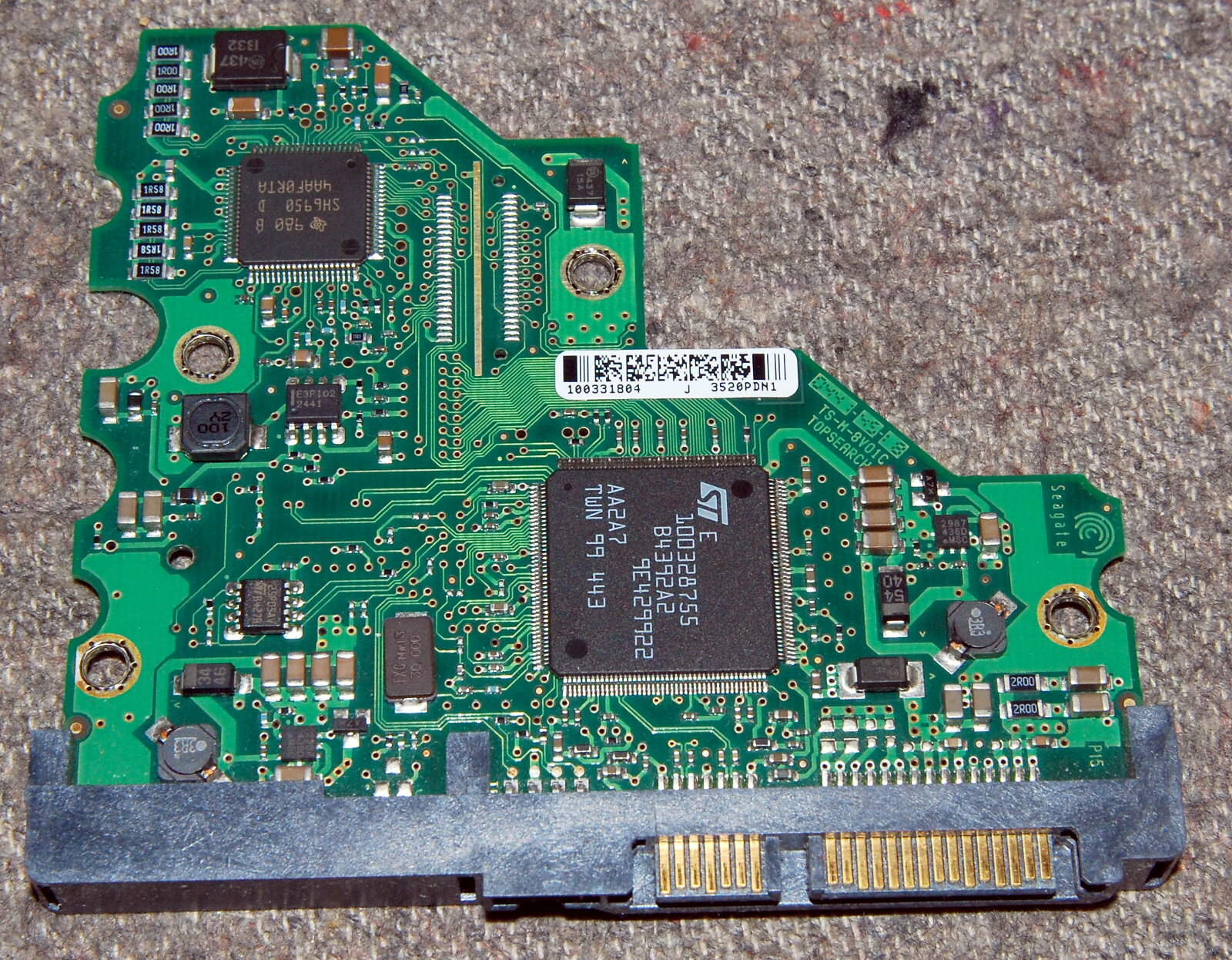 PCパーツ 250GB BARRACUDA 32MB 6g7v4d0 barracuda-pcie-gen3-ssd-hero-
