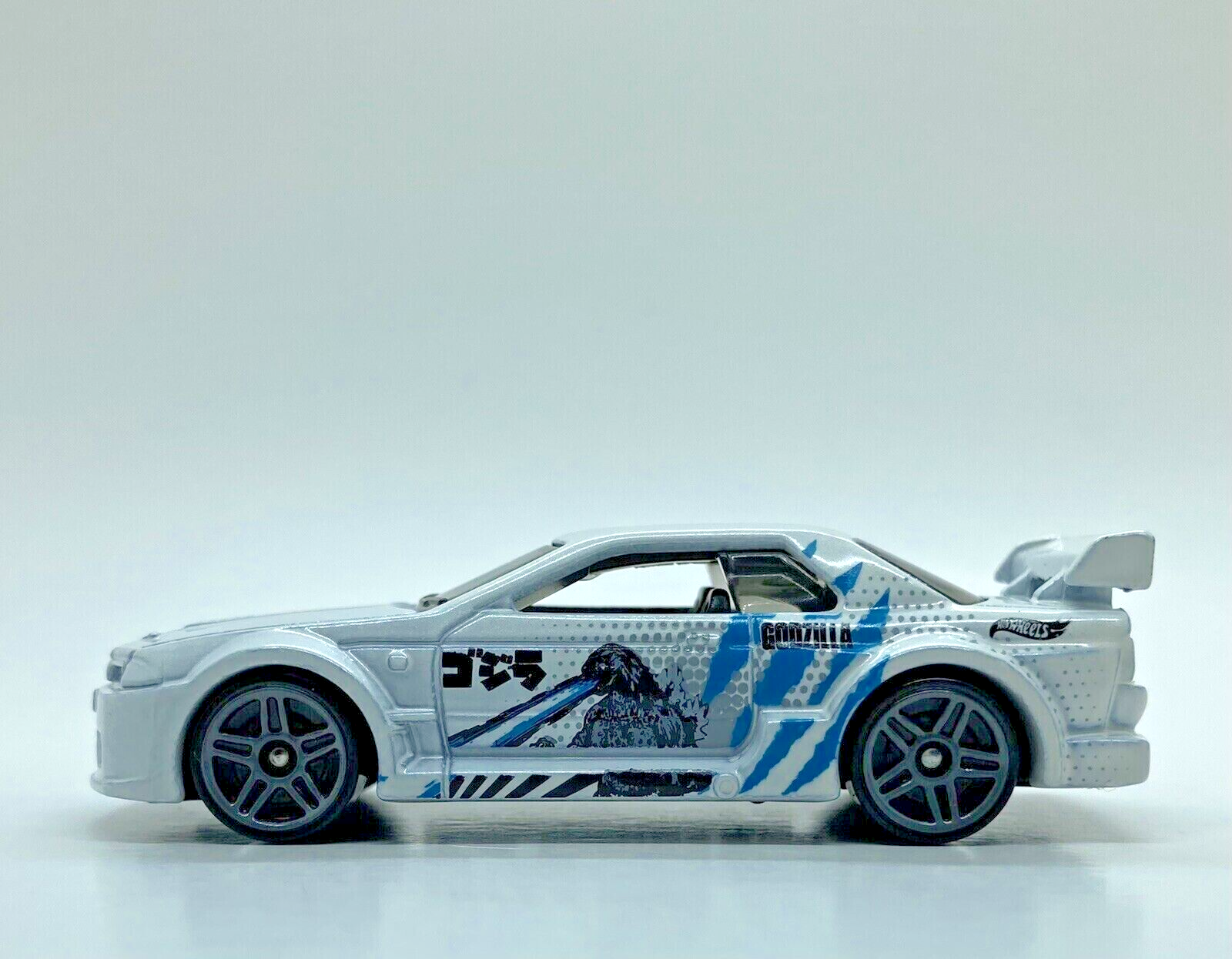 ミニカー Hot Wheels Nissan R32 NISMO KWAMO-U3011 Hot Wheels Skyline R32 NISMO S-Tune released at Nismo