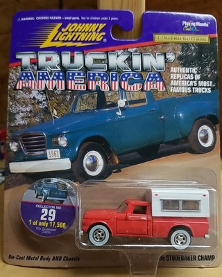 Johnny Lightning TRUCKIN' AMERICA '60S STUDEBAKER CHAMP Red