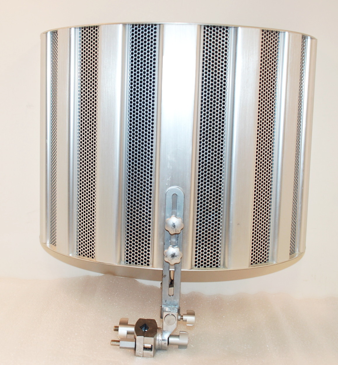 sE Electronic SPACE Specialize Acoustic Control Environment Mic Isolation Filter