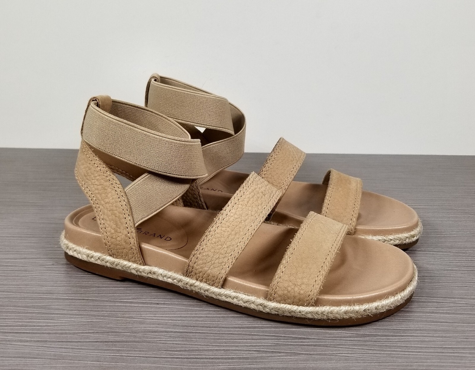 Lucky Brand Dilane Sandals, Stone Embossed Nubuck, Womens Size 6 M / 36.5