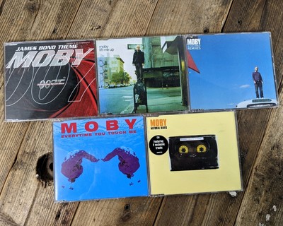 Moby CD Single Bundle x5: Natural Blues, Everytime You Touch Me, Lift Me Up