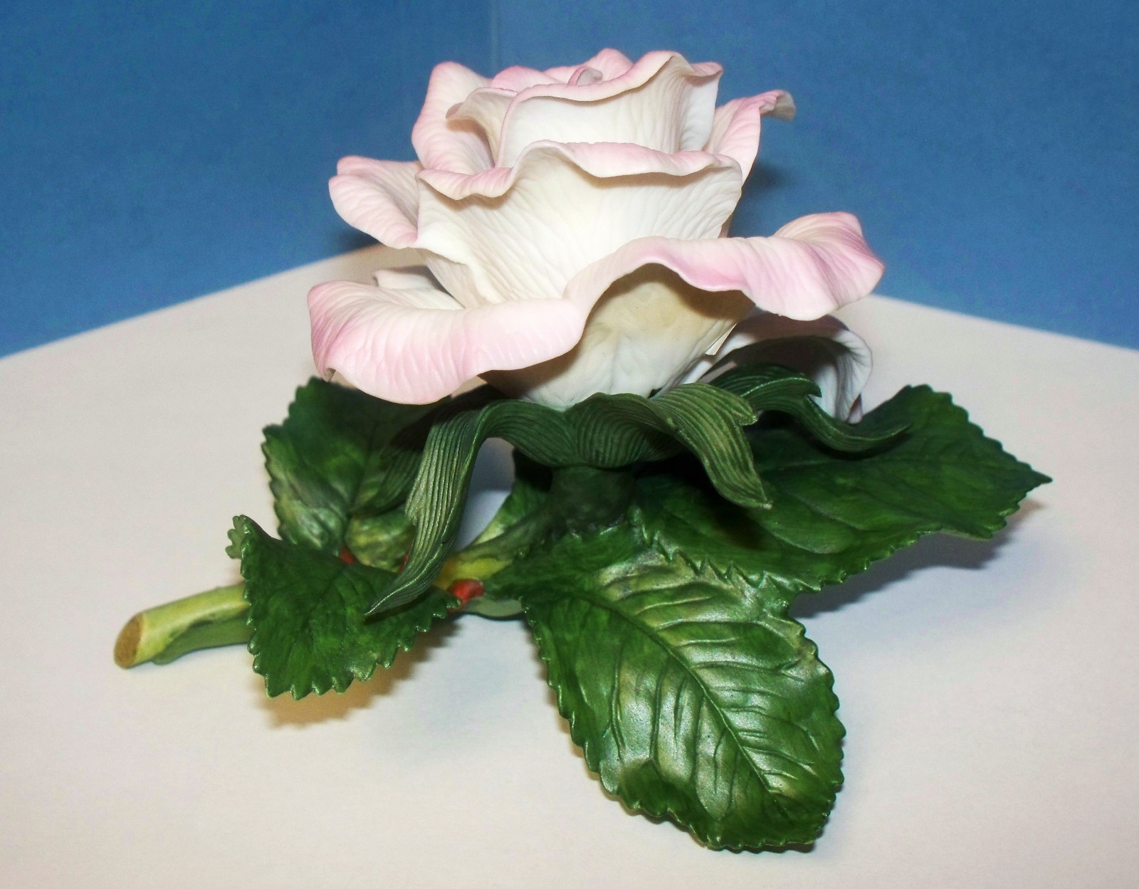 Lenox Garden Porcelain Tea Rose Figurine White Pink Blush Mint in Box