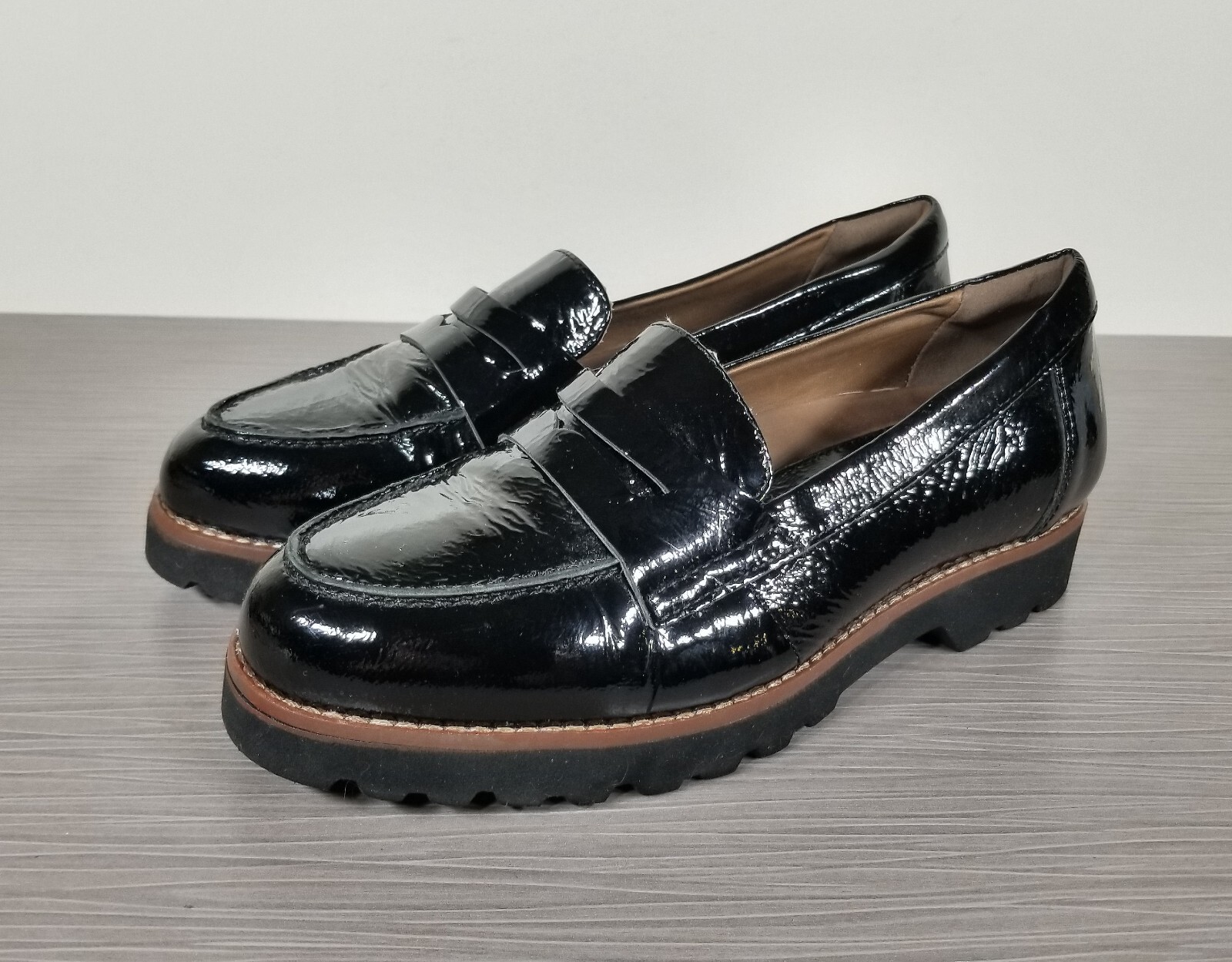 Earthies Braga Slip-on Loafer, Black Leather, Womens Size 5.5 B