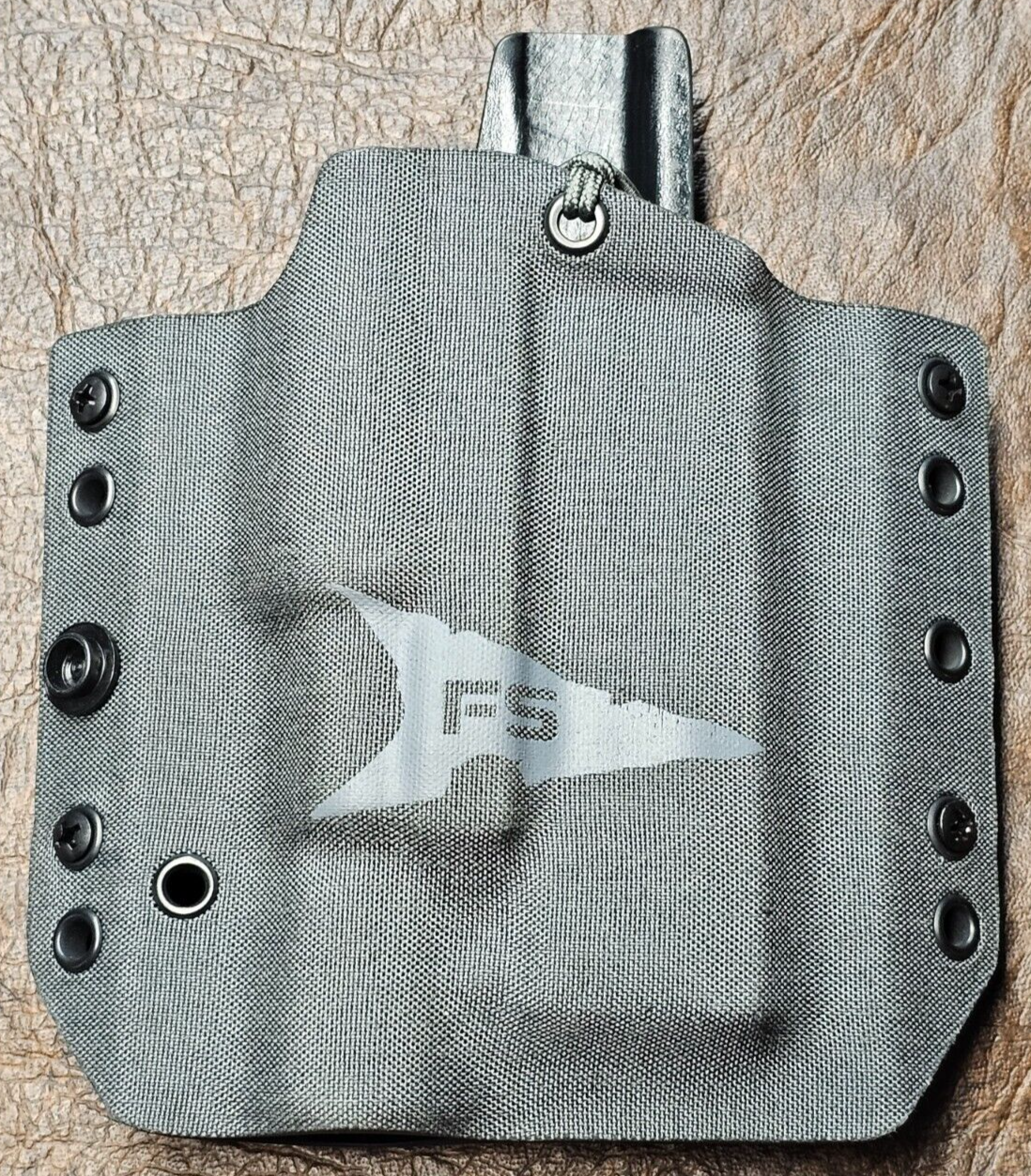 SUREFIRE（シュアファイア）V85 POLYMER HOLSTER ポリマー