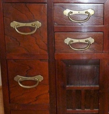 TANSU STEP CHEST - VINTAGE JAPANESE FURNITURE / EXCELLENT CONDITION