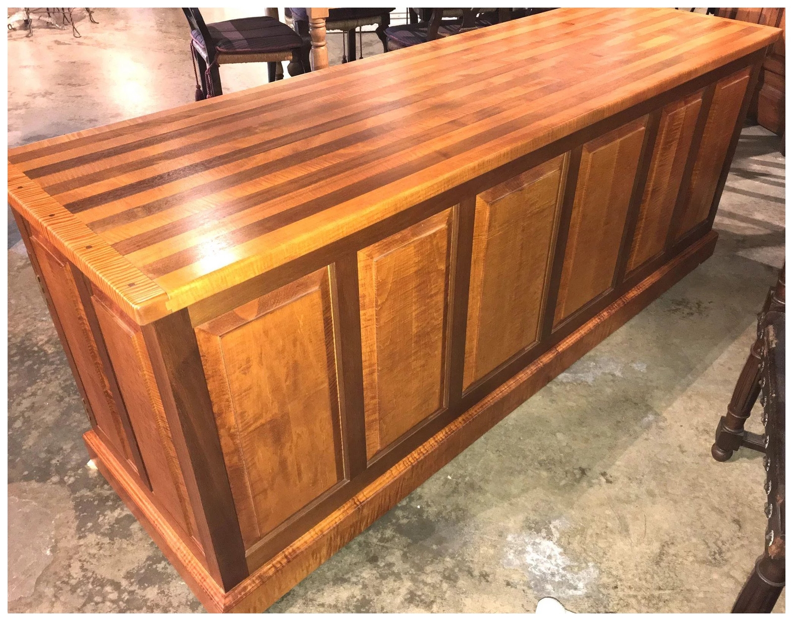 Exceptional Stephen Huneck Custom Tiger Maple and Walnut Desk with Dog Motif