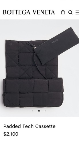 ショルダーバッグ Bottega Veneta Black Padded Tech Cassette bag Bottega Veneta Black Padded Tech Cassette Bag Bottega Veneta
