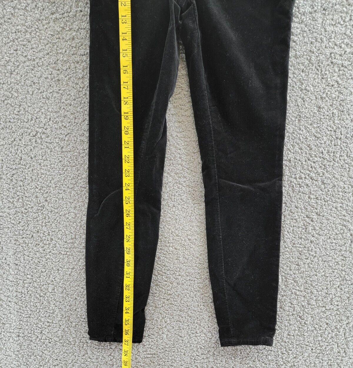 7 For All Mankind Velvet High Rise Skinny Jeans Women's 24 Black Zip/Button~ - Picture 9 of 19