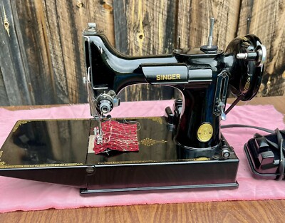 Vintage 1947 Singer Featherweight Sewing Machine Black Working