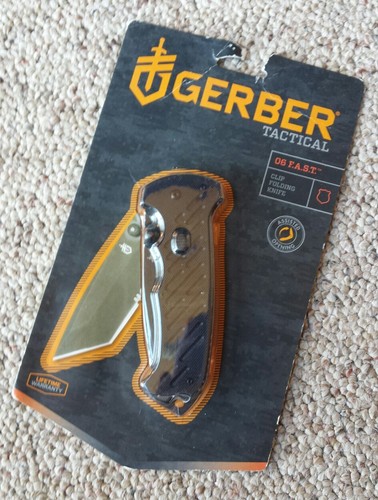 Gerber 06-F.A.S.T. Serrated Edge Knife Survivalist Camping Prepper Tool NOS