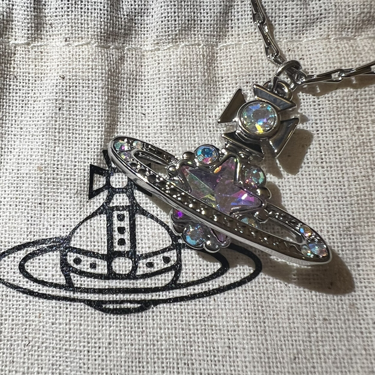 【elma】　時計 Vivienne Westwood Amazon.co.jp: [ヴィヴィアン・ウエストウッド]VivienneWestwood
