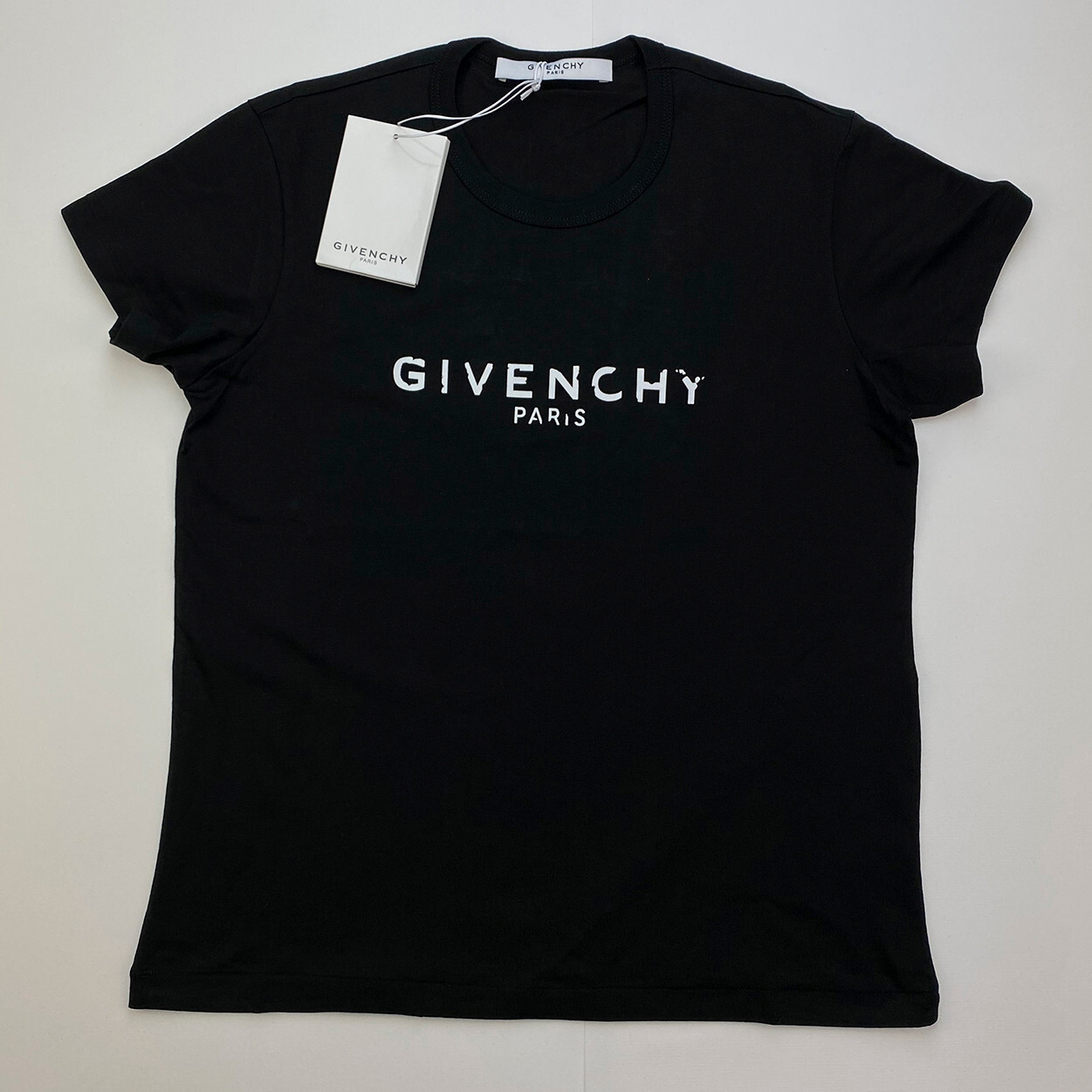 GIVENCHY Women's Logo Print Fitted Vintage T-Shirt Black GIVENCHY Women's Logo Print Fitted Vintage T-Shirt Black