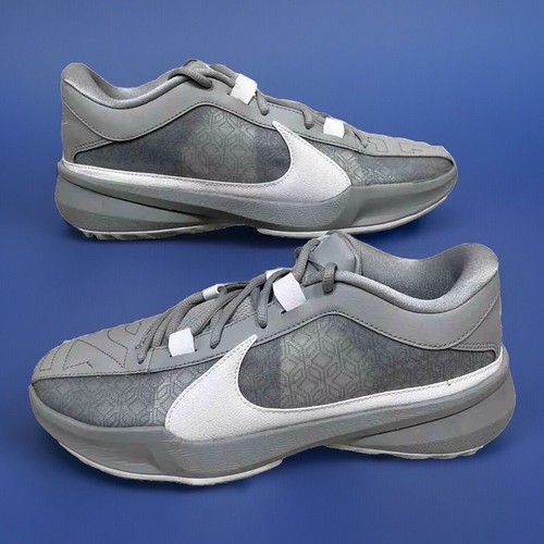 NIKE ZOOM FREAK 5 TB EP　27cm　カスタム品 NIKE ZOOM FREAK 5 TB EP 27cm カスタム品 - メルカリ