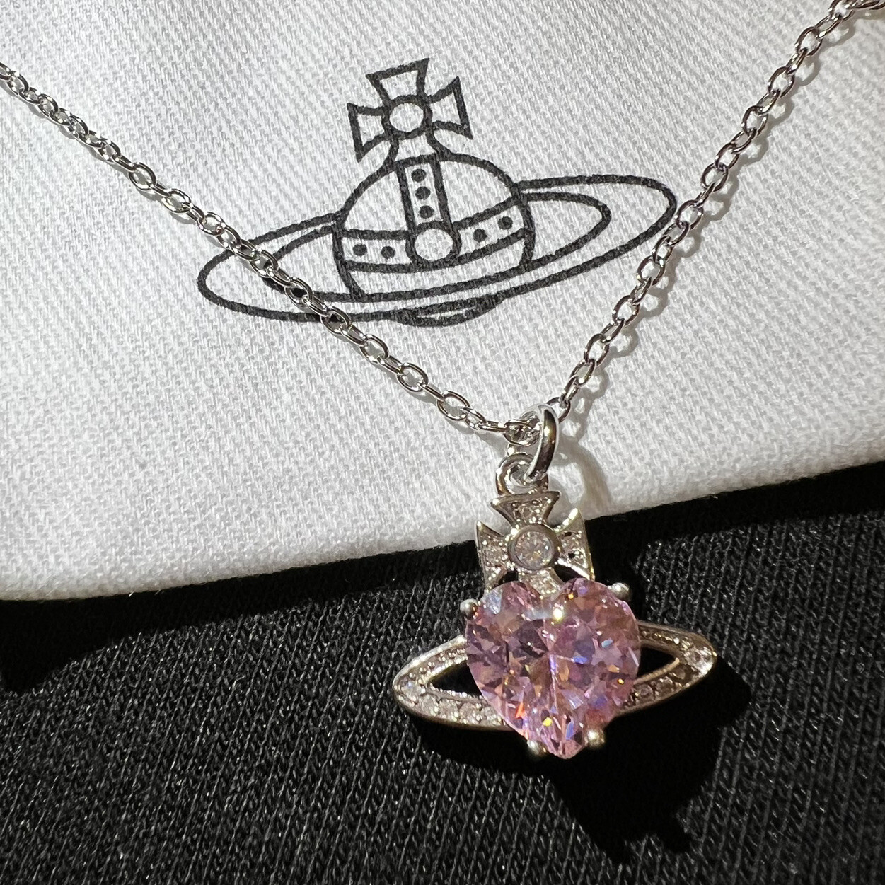 Vivienne westwood сатурн. золотой сатурн подвеска.