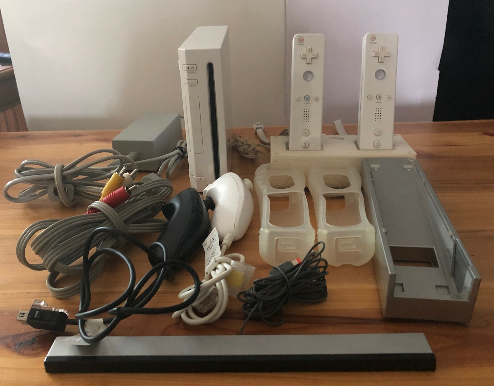 Nintendo Switch Nintendo Wii RVL-S-WD s-l400.jpg