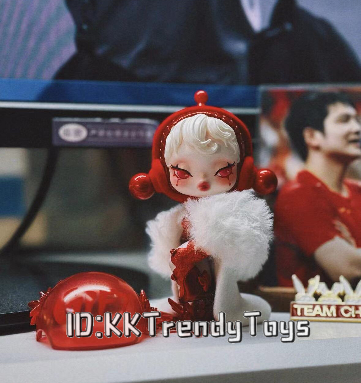 POP MART SKULLPANDA Tell Me What You Want Xmas Blind Box