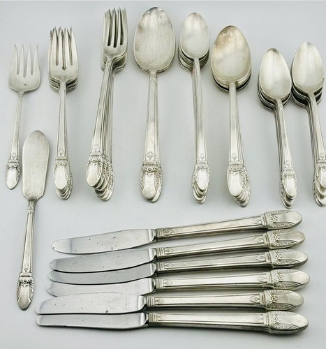 【Rogers Bros】 First Love ディナーセット 4名用24本 Rogers Bros】 First Love ディナーセット 4名用24本 s-l400.jpg