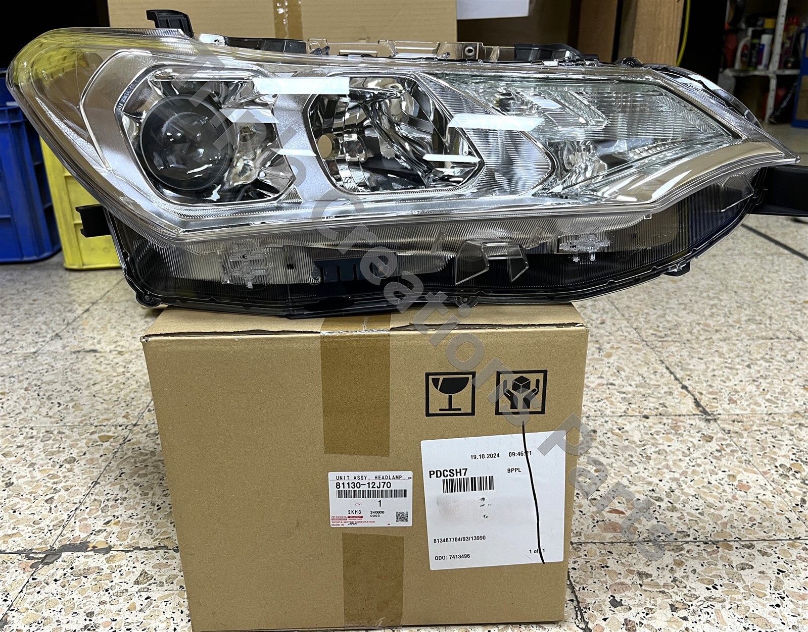 LAMP ASSY RR LH 81590BZ090 | Toyota Parts | PartSouq