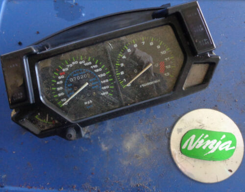 09-12 KAWASAKI NINJA ZX6R OEM SPEEDO TACH GAUGES DISPLAY 09-12 KAWASAKI NINJA ZX6R OEM SPEEDO TACH GAUGES DISPLAY