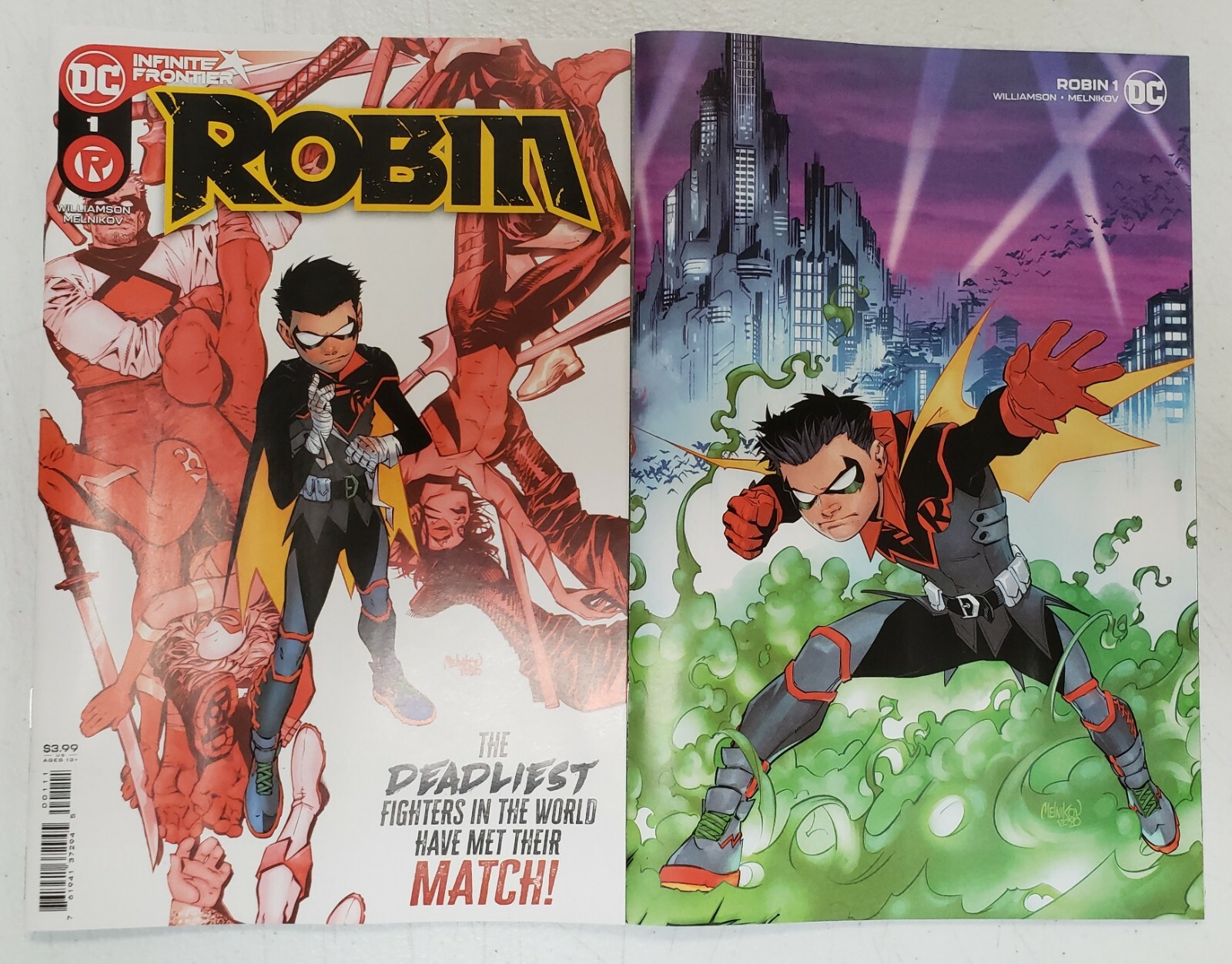 ロビンページです。 ロビンページです。 ROBIN # 1 2-COMIC BOOK SET COVER A & B