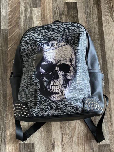 Authentic Philipp Plein Backpack Skeleton Skull Studded Authentic Philipp Plein Backpack Skeleton Skull Studded