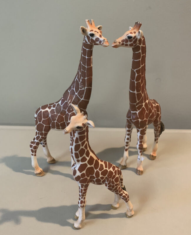 Schleich Giraffe Family x3 figures