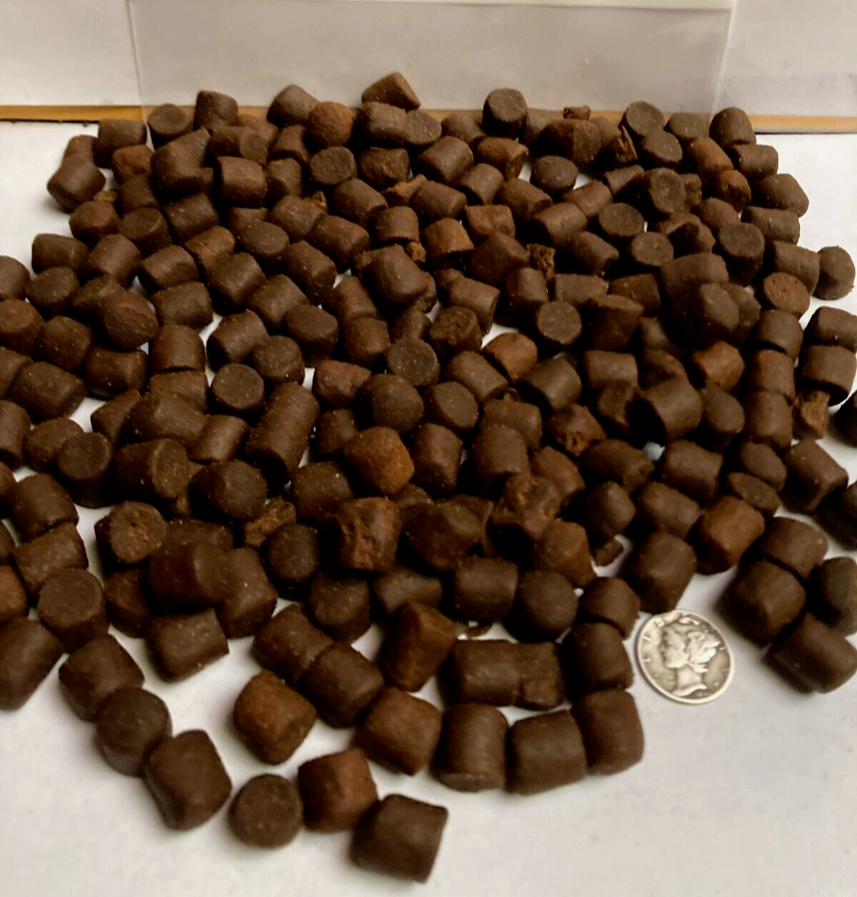 1/2 LB Premium  "Krill"  12 mm Sinking Pellet  Bottom Feeder Cichlid Discus Food