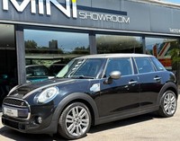 2017 MINI Hatch Cooper S 2.0 Seven Edition Chili / Media XL 5 door  - PROFESSION