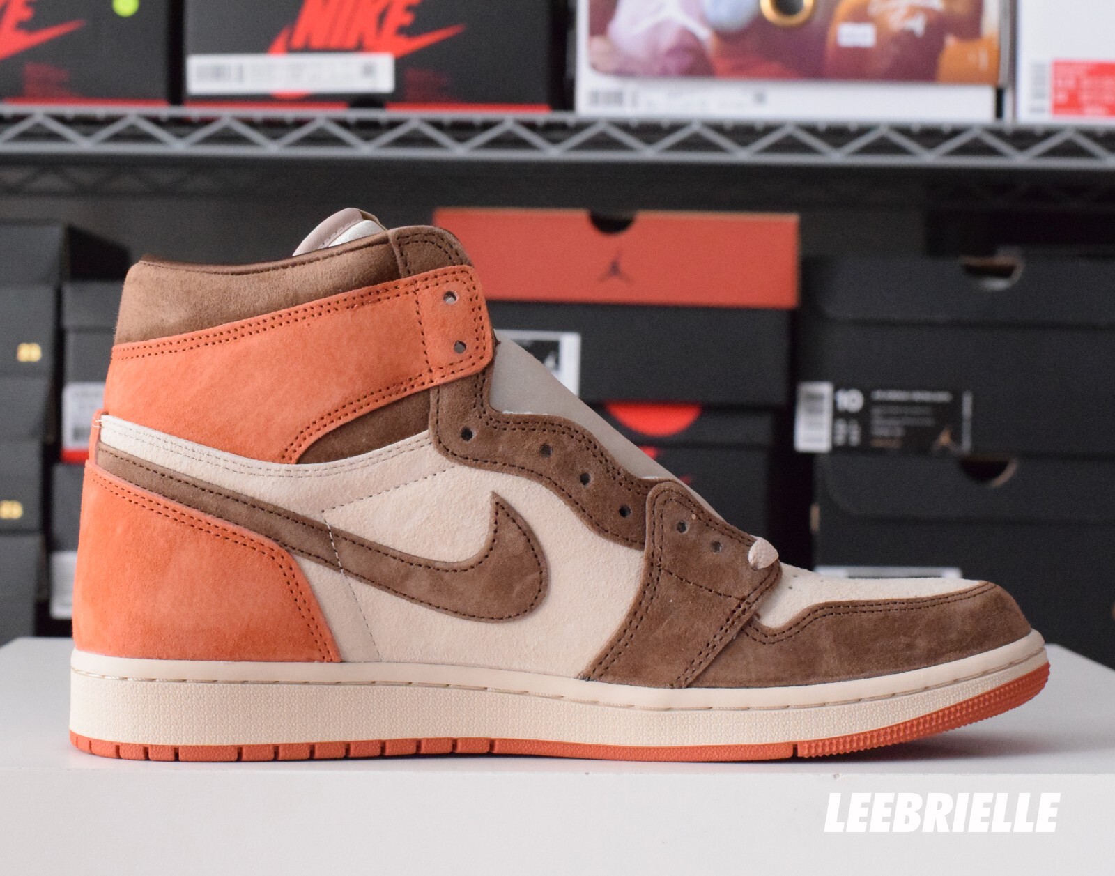 Pre-owned Jordan Fq2941-200 - Wmns Air  1 Retro High Og Sp Dusted Clay Cacao Wow In Multicolor