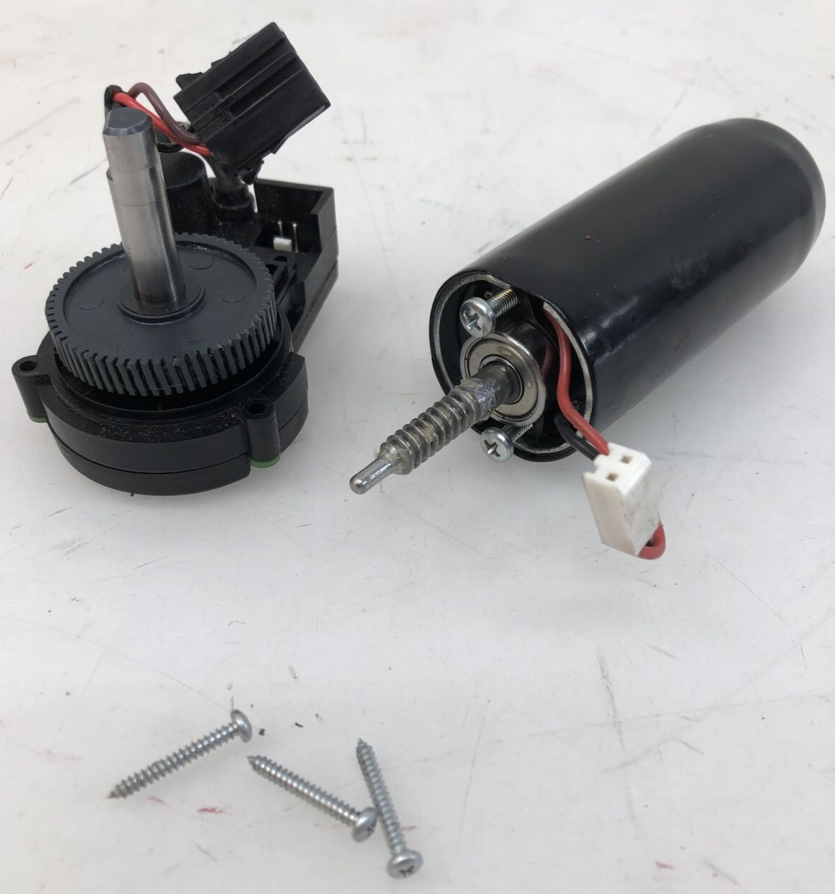 5131036952 motor assembly. Motor assembly. Hp q3948-60186. 1804030sy great wall. Pinion shaft assembly.