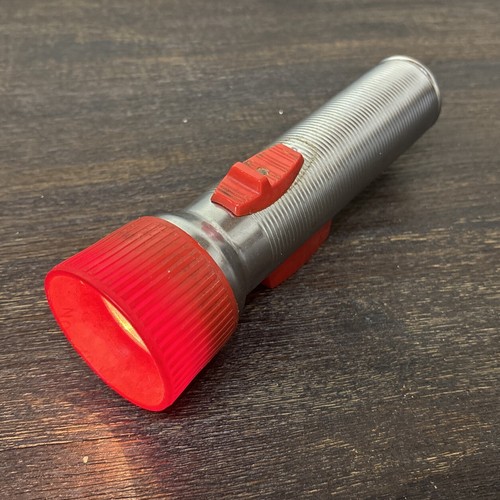 アクセサリー MOONEYES Vintage Flashlight & Holder $_12.JPG?set_id=880000500F