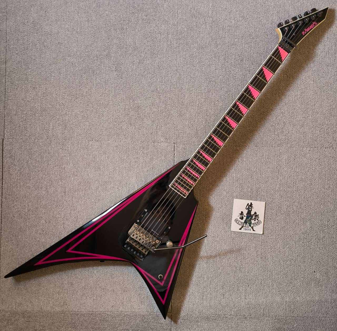 EDWARDS PINK SAWTOOTH、Alexi Laihoモデル EDWARDS E-ALEXI PINK SAWTOOTH Alexi Laiho model Children Of