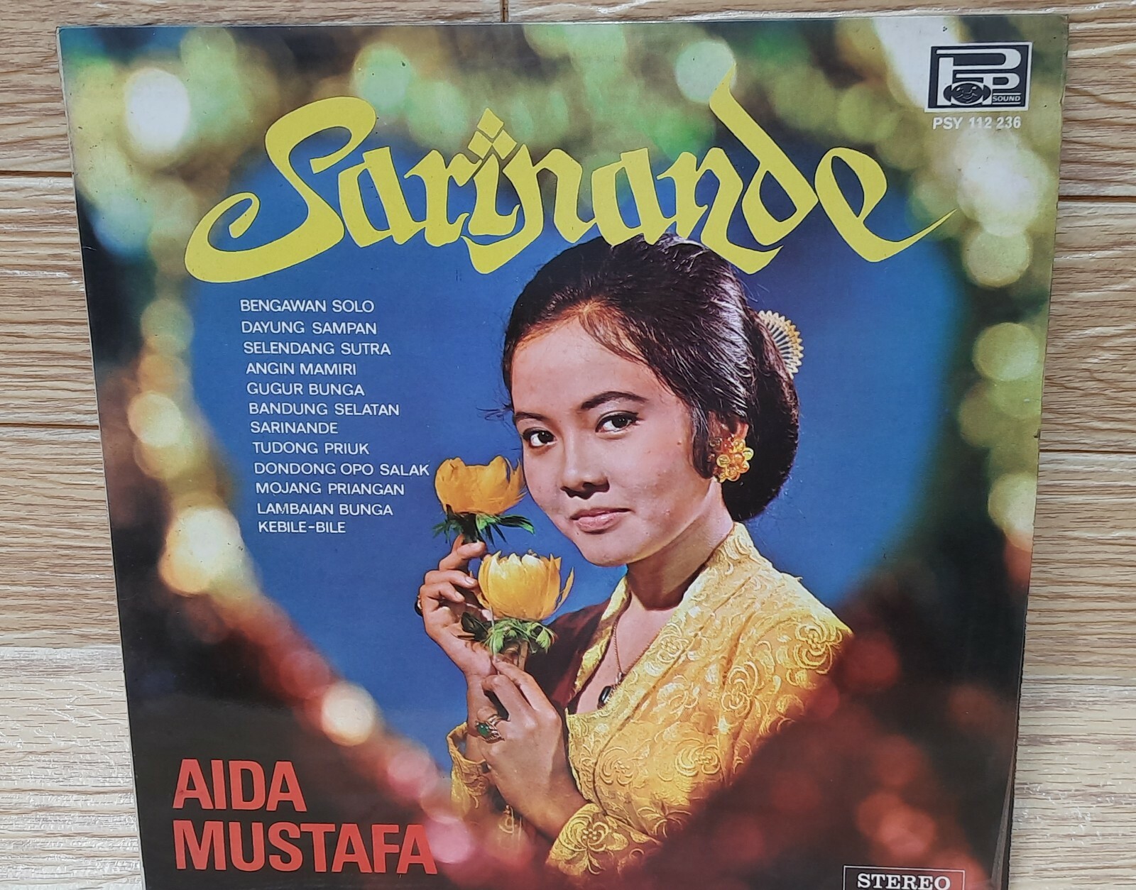 洋楽 Aida Mustafa Keronchong Sarinande LP Aida Mustafa Keronchong Sarinande LP