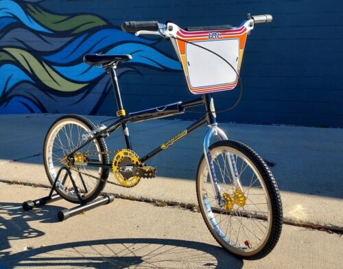 OLD SCHOOL BMX 1980 SCHWINN COMPETITION. REDLINE, ELF, TRAP OLD SCHOOL BMX 1980 SCHWINN COMPETITION. REDLINE, ELF, TRAP
