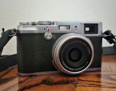 Fujifilm FinePix X Series X100 12.3MP Digital Camera - Silver