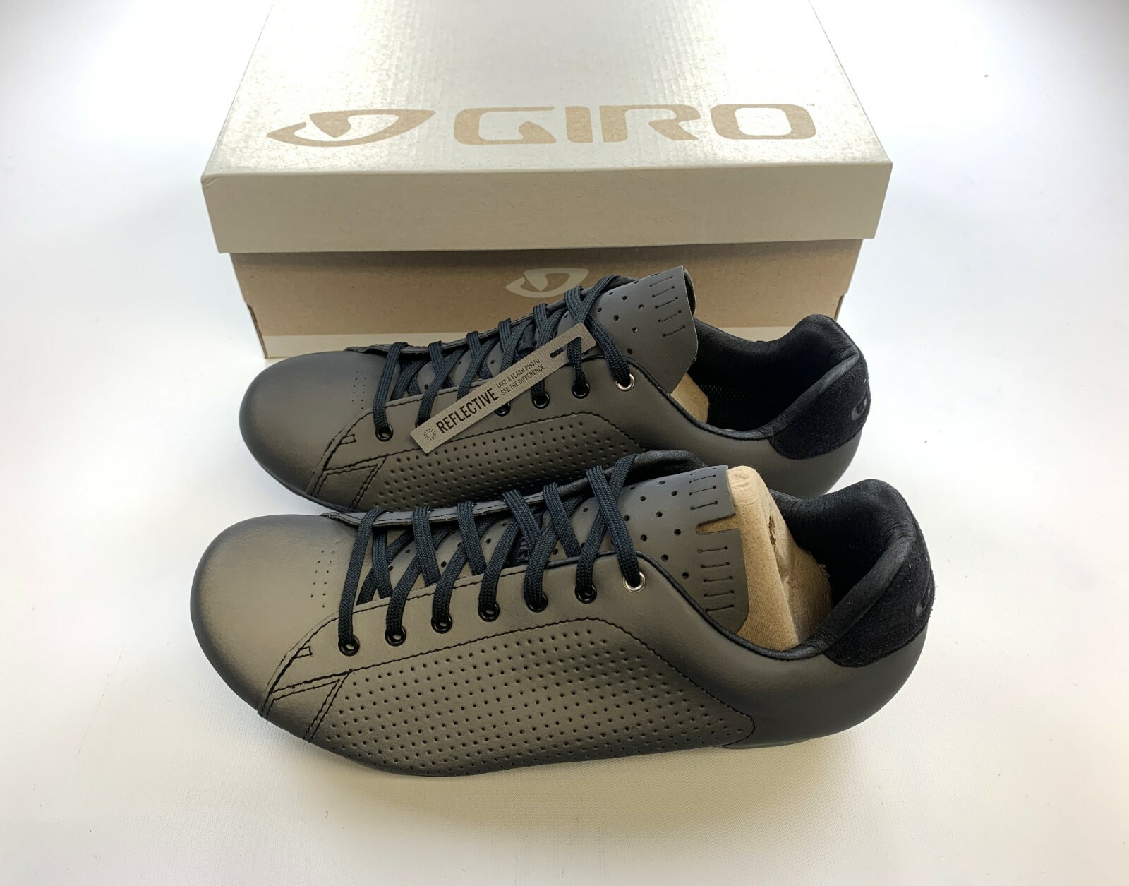 Giro Republic LX Dark Shadow Reflective Cycling Shoes Men's Giro Republic LX Dark Shadow Reflective Cycling Shoes Men's