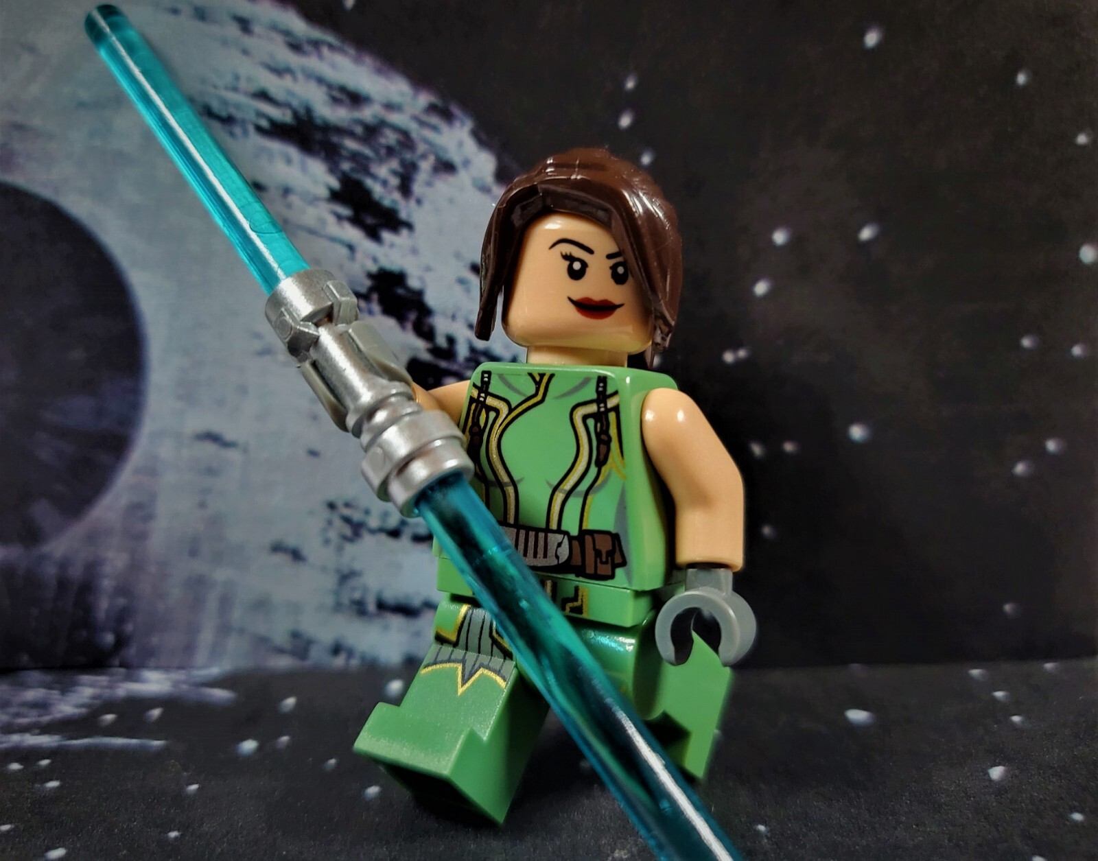 LEGO Star Wars Minifigure Satele Shan sw0389 + Lightsaber LEGO Star Wars Minifigure Satele Shan sw0389 + Lightsaber