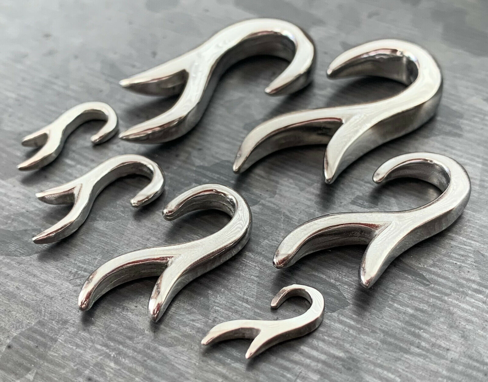 316L Surgical Steel Tribal Hook Ear Stretcher Exapander 316L Surgical Steel Tribal Hook Ear Stretcher Exapander