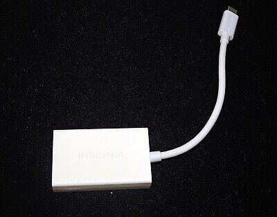 Insignia USB-C To VGA Adapter for MacBook Pro in White