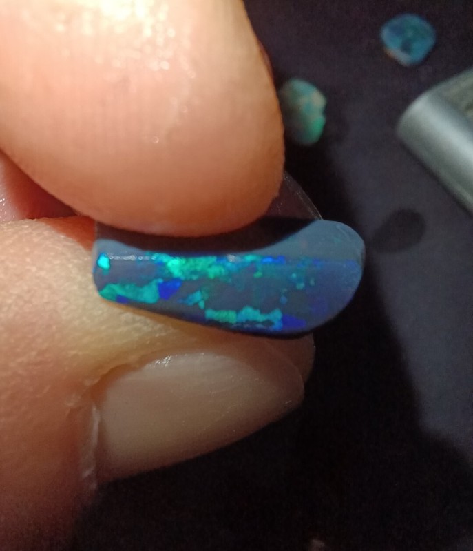 Bellissimo Opale Nero Australiano Naturale â Lightning Ridge â 4 Ct â